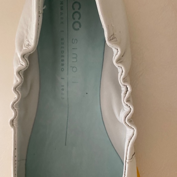 Ecco leather ballerina flat. Brand new in box. Baby blue. - Picture 9 of 10